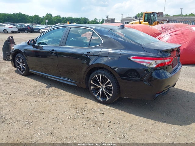2019 Toyota CAMRY SE — фото 3