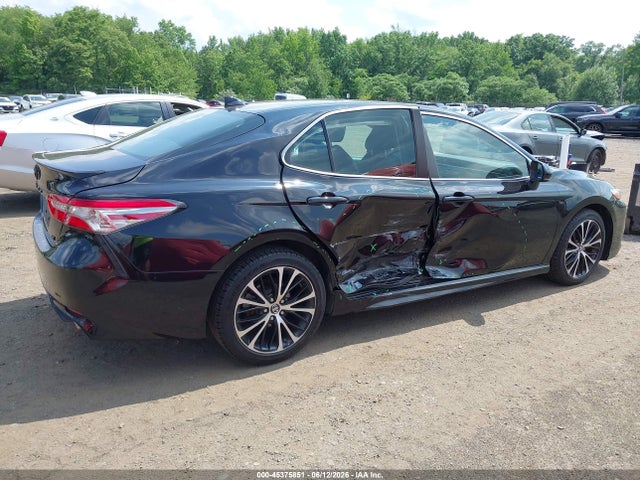 2019 Toyota CAMRY SE — фото 6