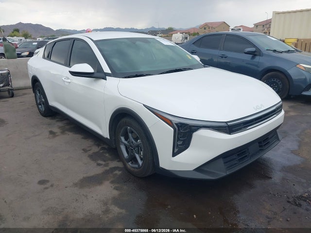 2025 KIA K4 LXS 照片 1