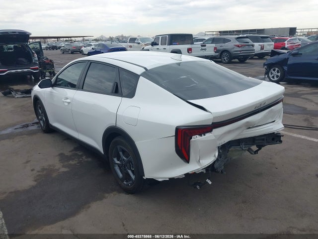 2025 KIA K4 LXS 照片 3