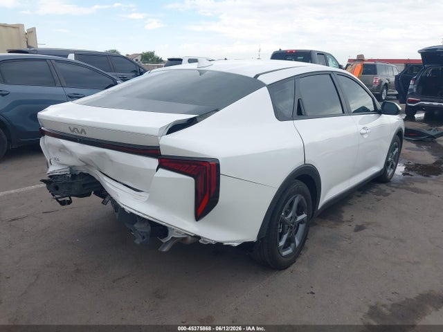 2025 KIA K4 LXS 照片 4