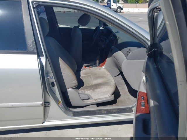 2004 Toyota COROLLA LE — миниатюра 5