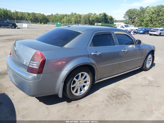 2006 Chrysler 300C — фото 4