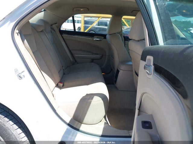 صورة 8 لـ 2012 Chrysler 300