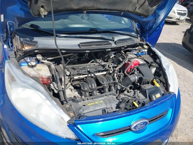2011 FORD FIESTA SE 照片 10