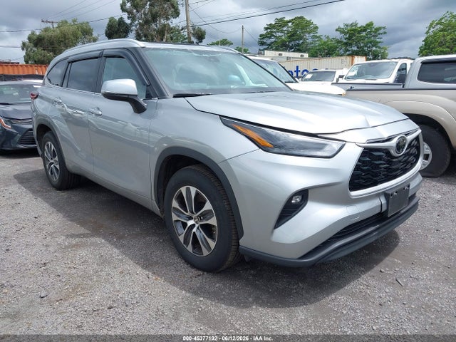 2024 TOYOTA HIGHLANDE XLE