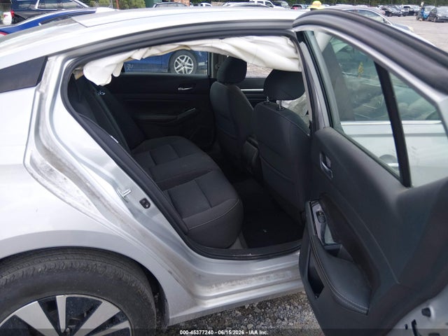 صورة 8 لـ 2021 Nissan ALTIMA SV INTELLIGENT AWD