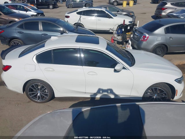 2020 BMW 330I 照片 13