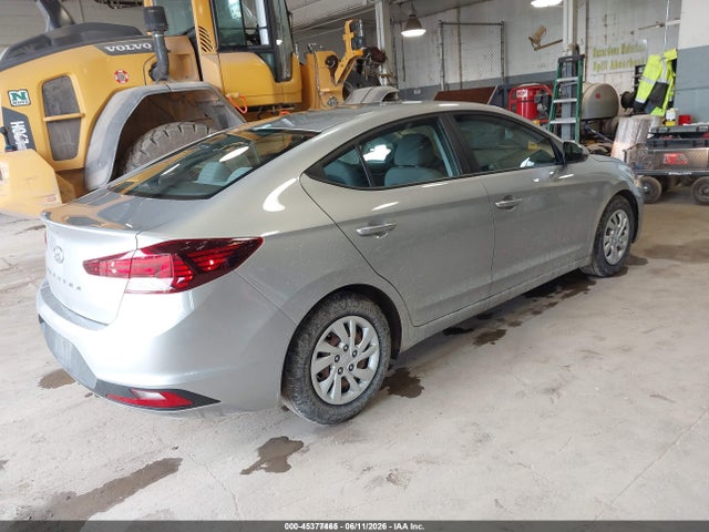 2020 Hyundai ELANTRA SE 照片 4