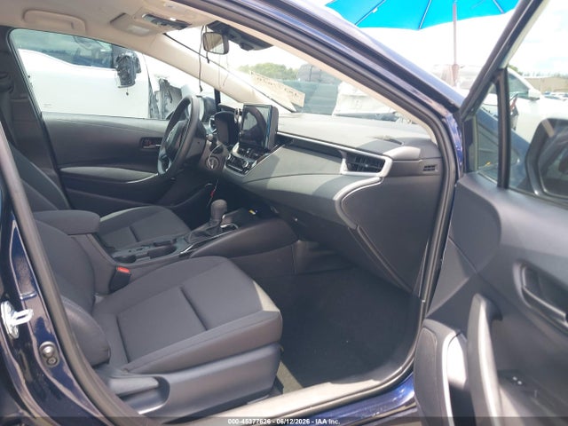 2026 Toyota COROLLA LE photo 5
