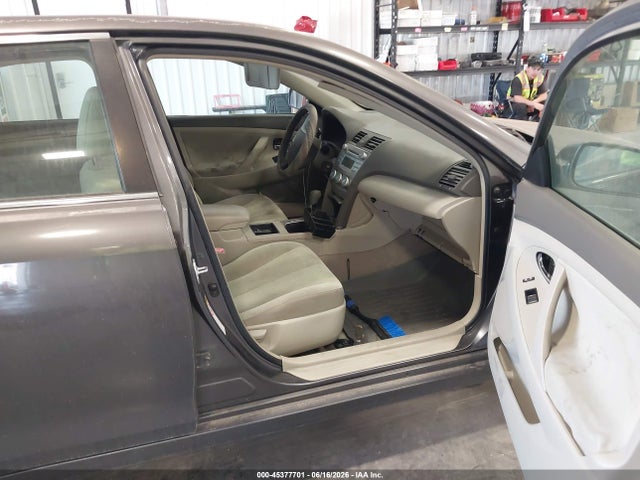 2007 Toyota CAMRY LE photo 5