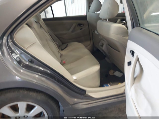 2007 Toyota CAMRY LE photo 8