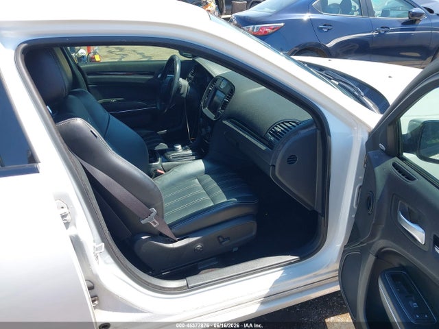 2018 Chrysler 300 300S 照片 5