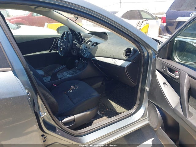 صورة 5 لـ 2012 Mazda MAZDA3 I SPORT