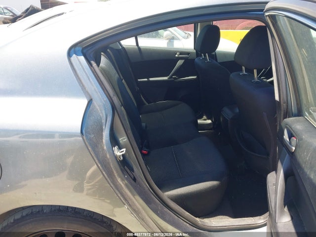 صورة 8 لـ 2012 Mazda MAZDA3 I SPORT