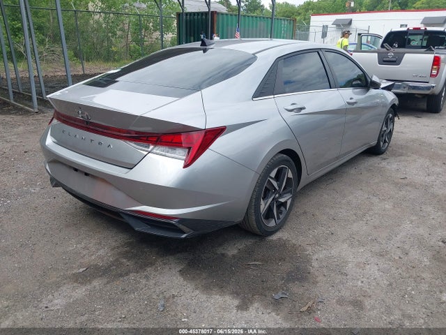 صورة 4 لـ 2021 Hyundai ELANTRA SEL