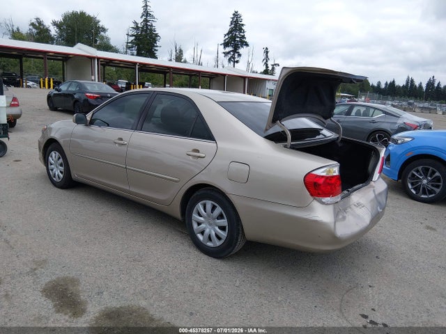 2006 Toyota CAMRY LE photo 3