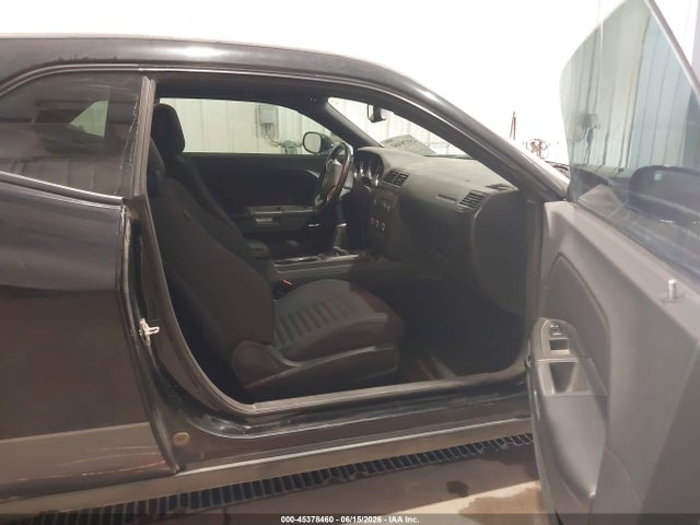2013 Dodge CHALLENGER R/T photo 5