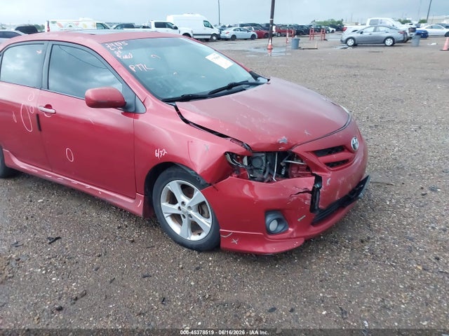 2012 Toyota COROLLA S photo 6