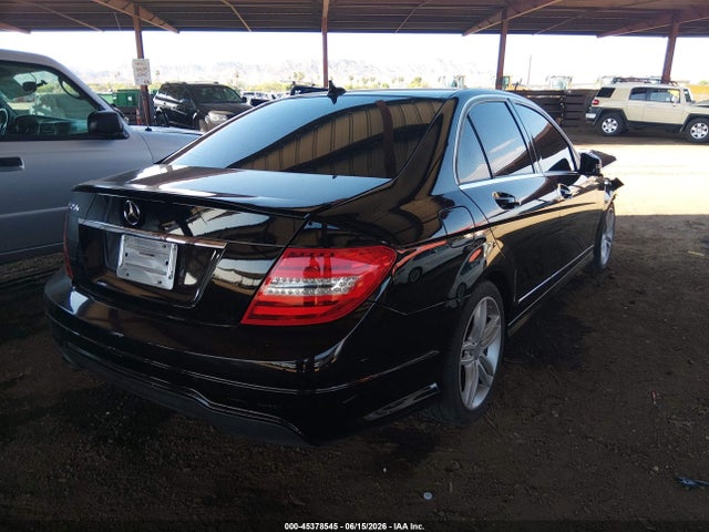 2013 Mercedes-BENZ C 250 SPORT — фото 4