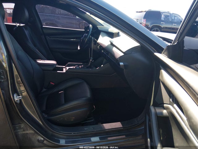 صورة 5 لـ 2020 Mazda MAZDA3