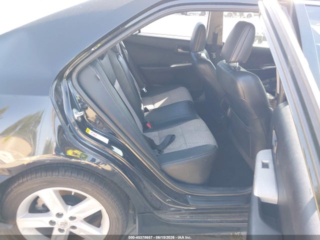 2014 Toyota CAMRY SE 照片 8
