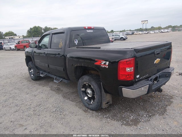 2013 Chevrolet SILVERADO 1500 LT — фото 3