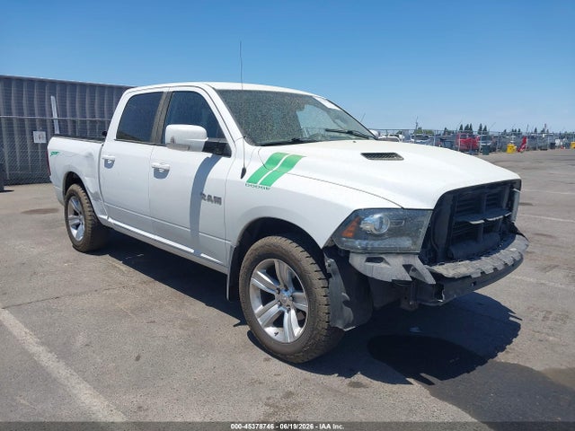 2016 RAM 1500 SPORT — фото 1