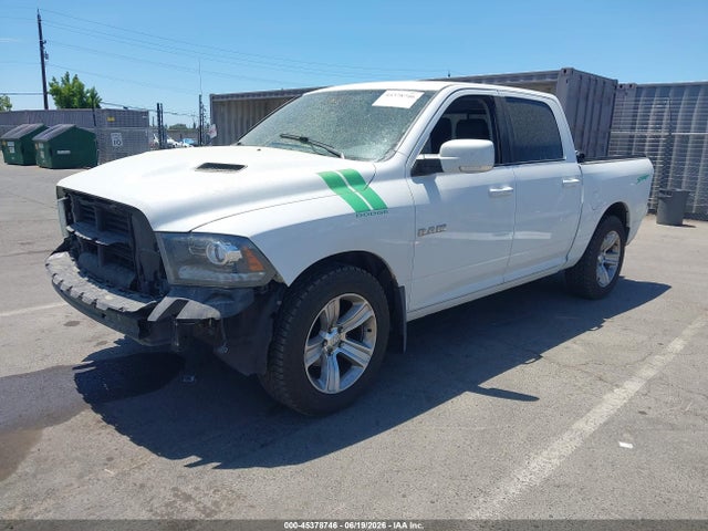 2016 RAM 1500 SPORT — фото 2