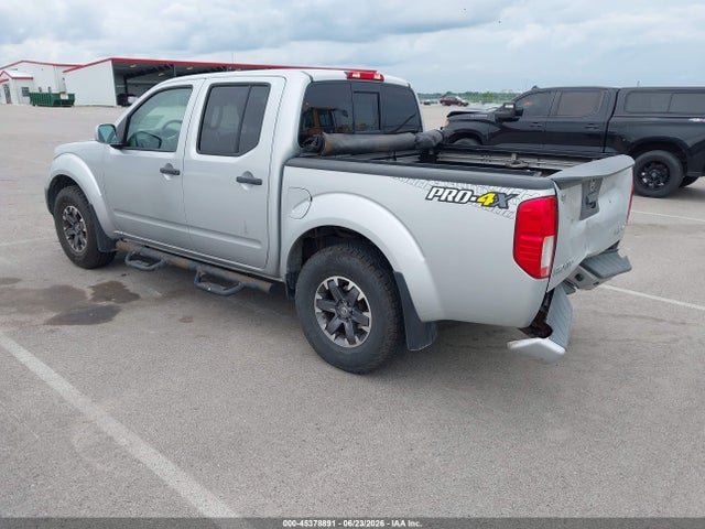2018 Nissan FRONTIER PRO-4X — фото 3