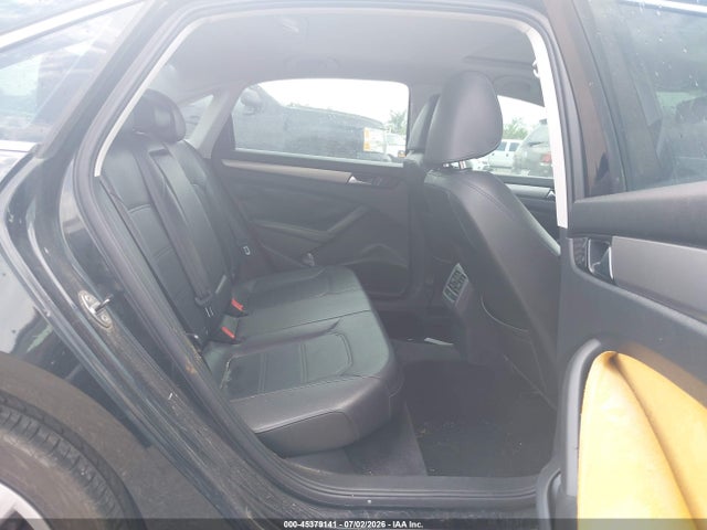 صورة 8 لـ 2014 Volkswagen PASSAT 2.0L TDI SE