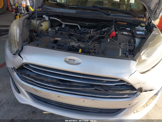 2015 FORD FIESTA SE 照片 6