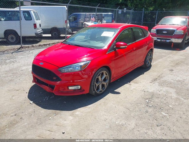 صورة 2 لـ 2017 FORD FOCUS ST