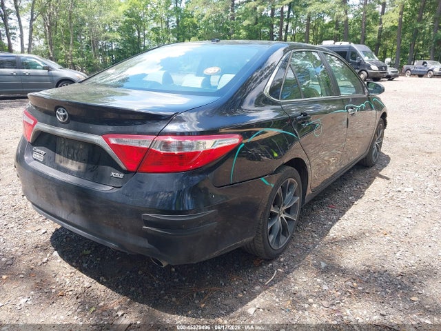 2017 Toyota CAMRY XSE 照片 4