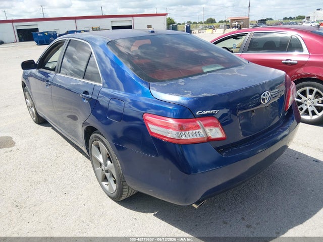 2011 Toyota CAMRY LE V6 照片 3