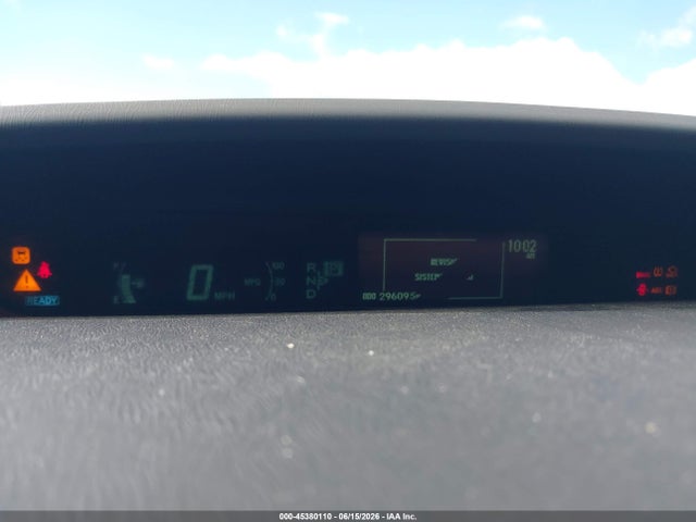 2011 Toyota PRIUS TWO photo 7