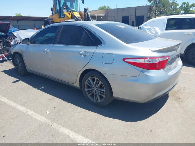 2016 Toyota CAMRY SE 照片 3