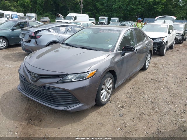 2019 Toyota CAMRY LE 照片 2