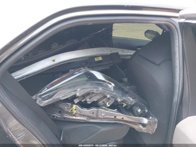 2022 Toyota COROLLA SE photo 8