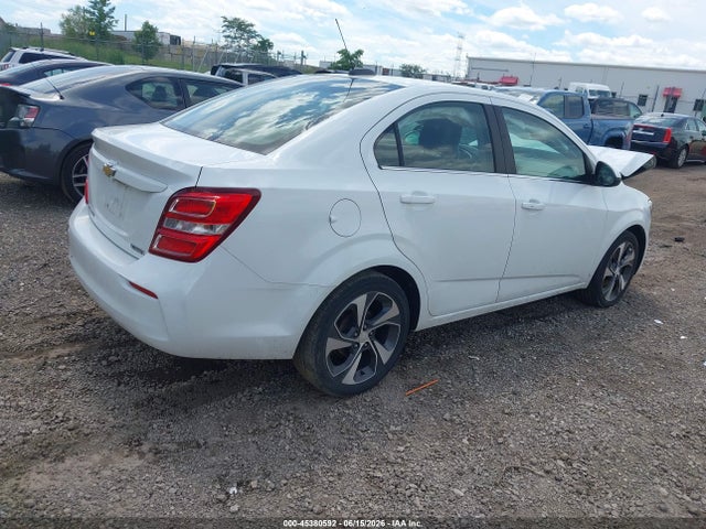 صورة 4 لـ 2020 Chevrolet SONIC FWD PREMIER