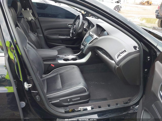 صورة 5 لـ 2018 Acura TLX TECH PKG
