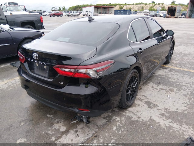صورة 4 لـ 2023 Toyota CAMRY LE