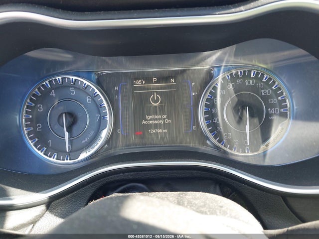 صورة 7 لـ 2017 Chrysler 200 TOURING
