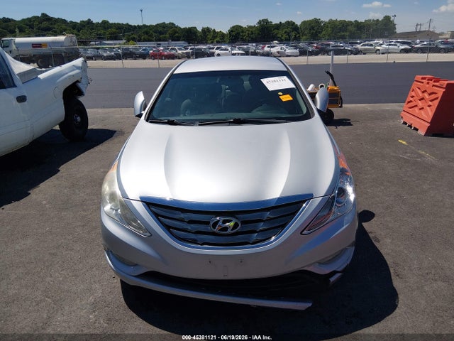 2013 Hyundai SONATA SE — миниатюра 12