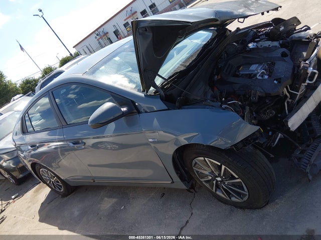 2020 HYUNDAI IONIQ ELECTRIC SE 13