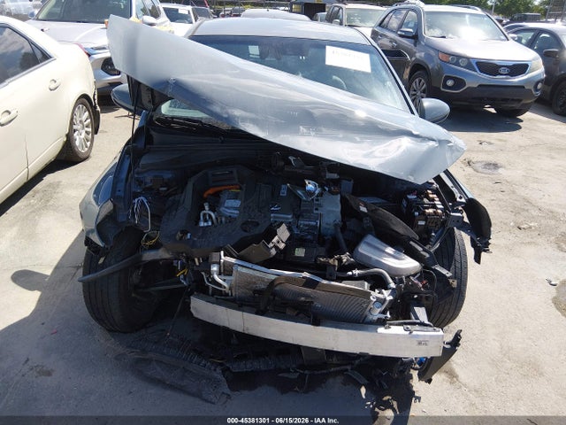 2020 HYUNDAI IONIQ ELECTRIC SE 6