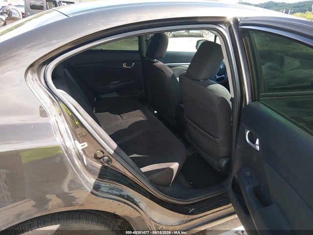 صورة 8 لـ 2013 Honda CIVIC EX