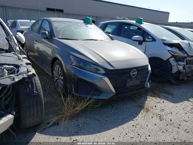 2023 NISSAN ALTIMA SV FWD