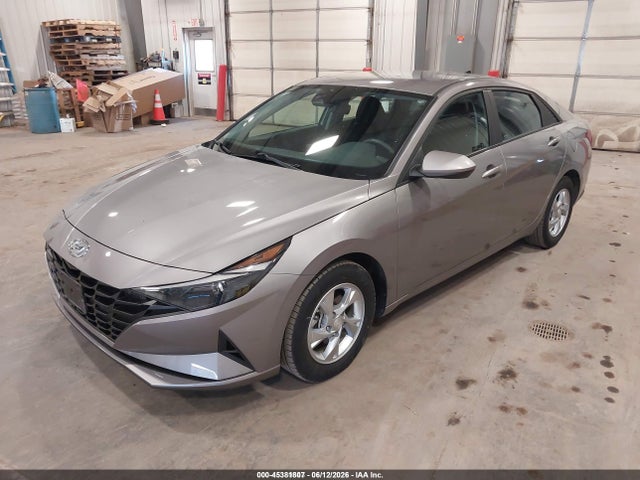 صورة 2 لـ 2023 Hyundai ELANTRA SE