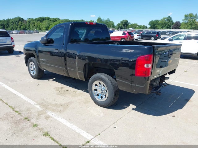 2013 Chevrolet SILVERADO 1500 WORK TRUCK — миниатюра 3